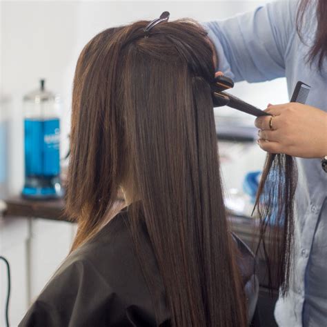 Get rid of hair frizz with a nearby magic straightening treatment